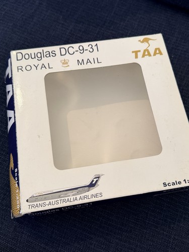 Flightline 200 douglas - 1/200,