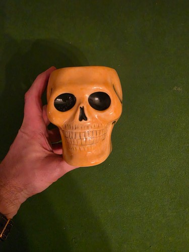Mug tête mort - de, disney