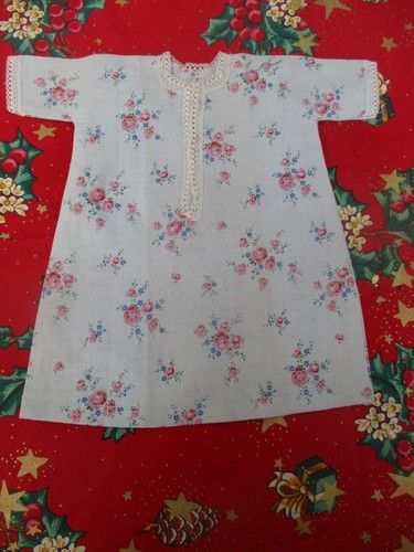 Vêtement ancien robe - ancien,