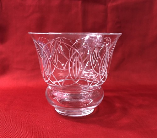 Vase cristal taillé signé - taillé,