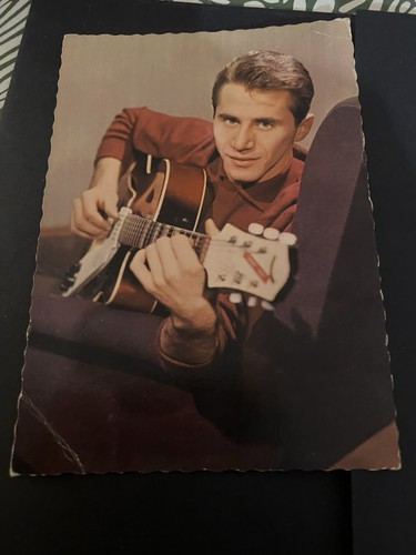 Carte postale ancienne robert - postale,