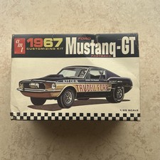 AMT 1967 Ford Mustang Customizing Kit Fastback 1/25 Model Kit 6167-200