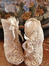 Botillons de poupée ancienne