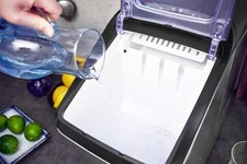 GASTROBACK 41143 Bartender Pro Eiswürfelbereiter, 9 Eiswürfel pro Zyklus (7-15 M