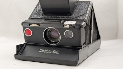 Polaroid land camera - sx-70,