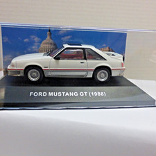 FORD MUSTANG  " GT 1988" 35