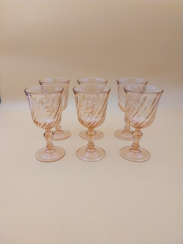 Verres eau sur pieds - 6,