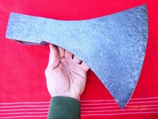 grande hache  outil ancien 3,5