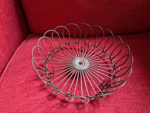 Ancienne corbeille fil - en,