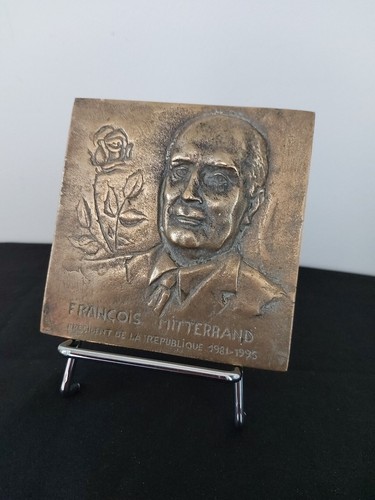 Plaque bronze françois - plaque,