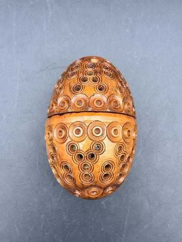 Ancien œuf boîte bois - Œuf, en