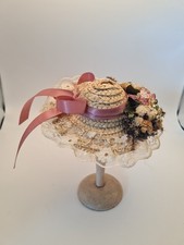 Chapeau en paille fleuri pour