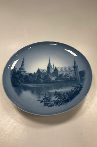 Assiette commémorative royale