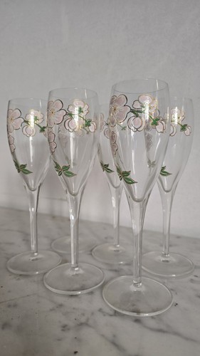 Flûtes champagne - à,