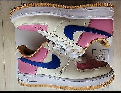 Nike you rose - by,