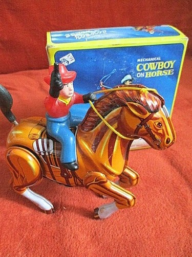 Jouet cowboy sur son - jouet, cheval