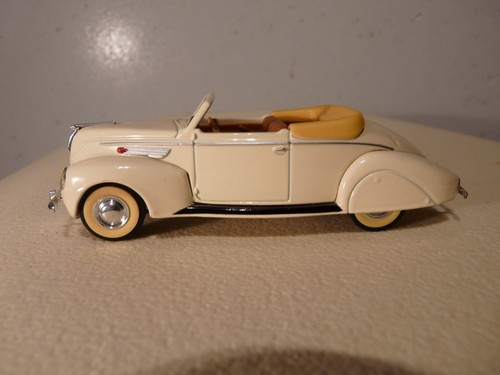 Modèle réduit voiture