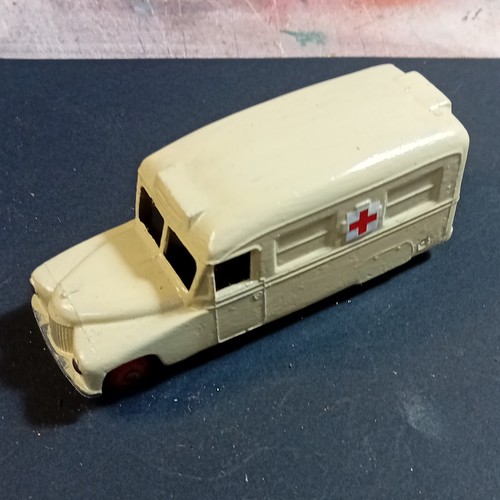 Dinky toys ambulance miniature - dinky,