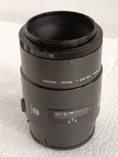 Minolta 100mm 8 - 100mm, 2.8