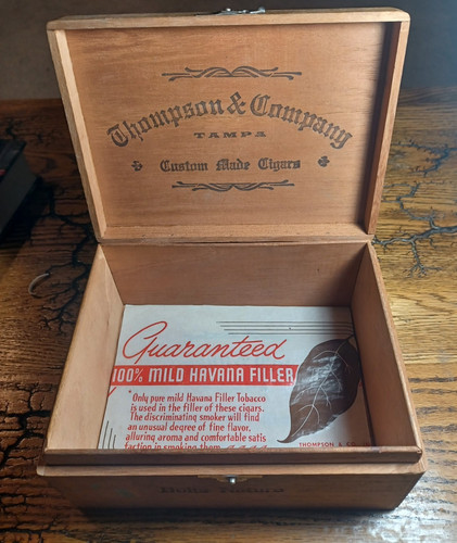 Vtg thompson cigar box - &,