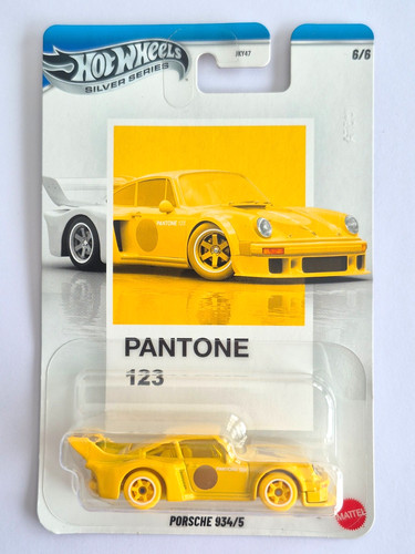 Miniature hot wheels - hot,