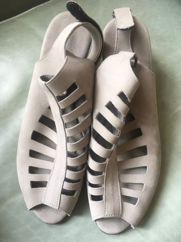 Arche exor caged nubuck - exor, "caged"