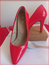 Escarpins rouges vernis à