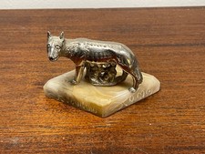 Statue La Louve de Rome sur Socle en Marbre Gravé Signé (8-44)