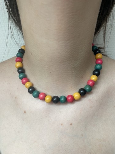 Collier ras cou perles - ras, en