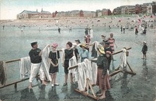 76 LE TREPORT LES TRETEAUX A BATHROBE