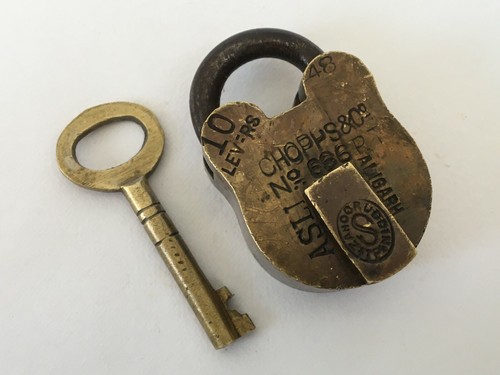 Serrure ancien cadenas - , en