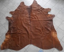 Très Bon État, Tapis En Peau