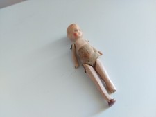 PETITE POUPEE EN BISCUIT