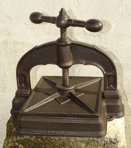 Belle ancienne presse de - -belle,