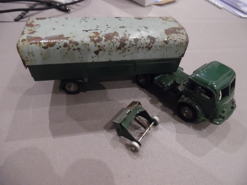 Camion cij avec remorque - camion,