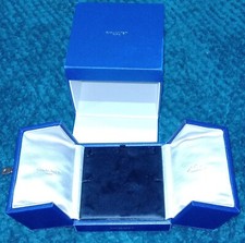 VINTAGE BOITE /BOX/ECRIN CHAUMET  POUR BRACELET OU COLLIER 