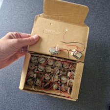 jouet ancien BOITE DE 22 moteurs éléctrique pour jouets à pile