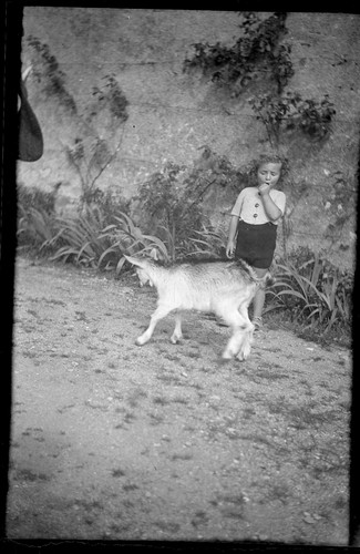 Portrait petite fille avec