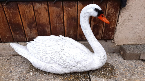 Statue cygne resine - en,