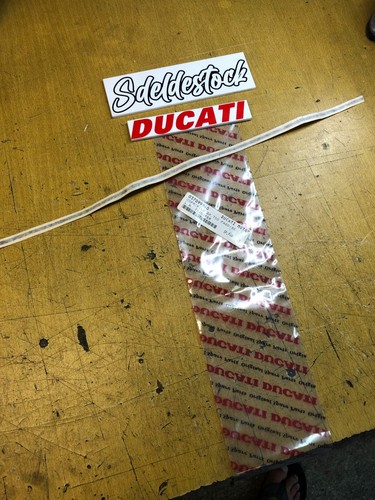 Autocollant liseret - autocollant,