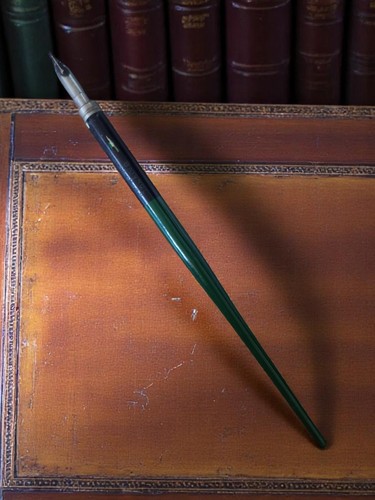 Porte plume ancien vert - ancien, noir