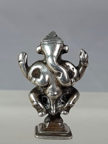 Tantrique ganesh avec - ganesh,