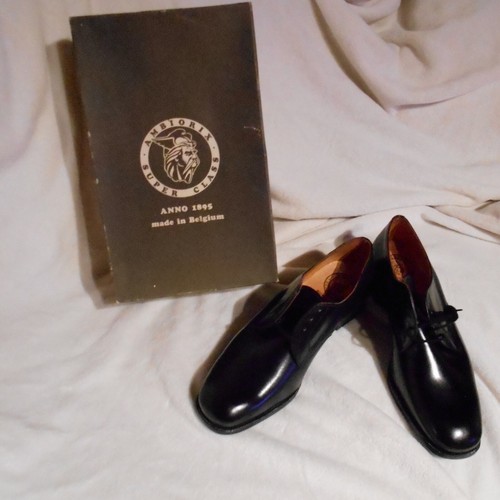 Chaussures neuves homme - 43.5,