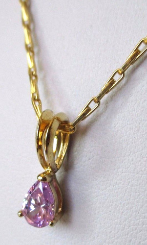Superbe pendentif chaine