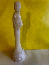 Statue Femme D’Asie En