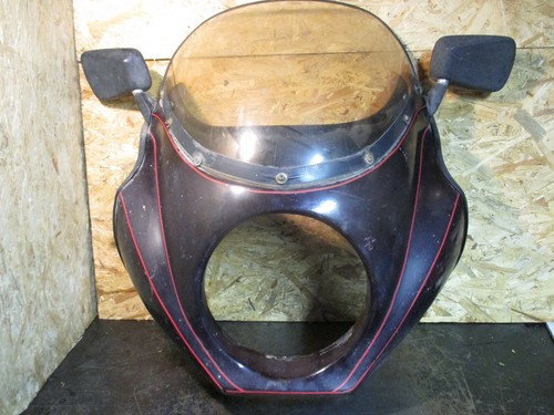 Carénage tete fourche moto - fourche,