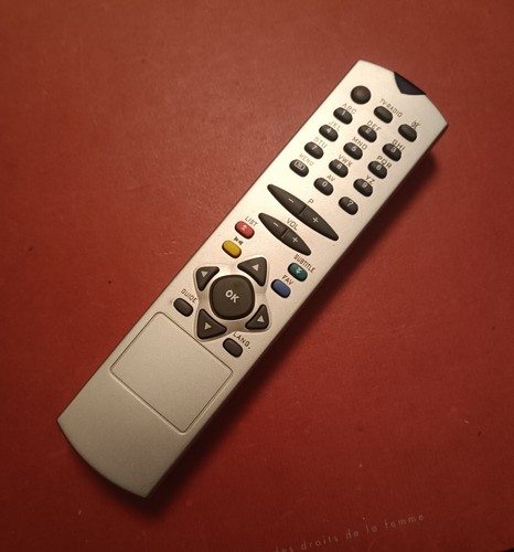 Télécommande récepteur tnt - télécommande,