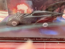 BELLE BATMOBILE DE BATMAN  FOREVER NEUVE BOITE