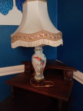 Lampe à poser en porcelaine