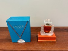 Lalique France: Crystal Chevrefeuille Perfume Bottle. Perfume Bottle.